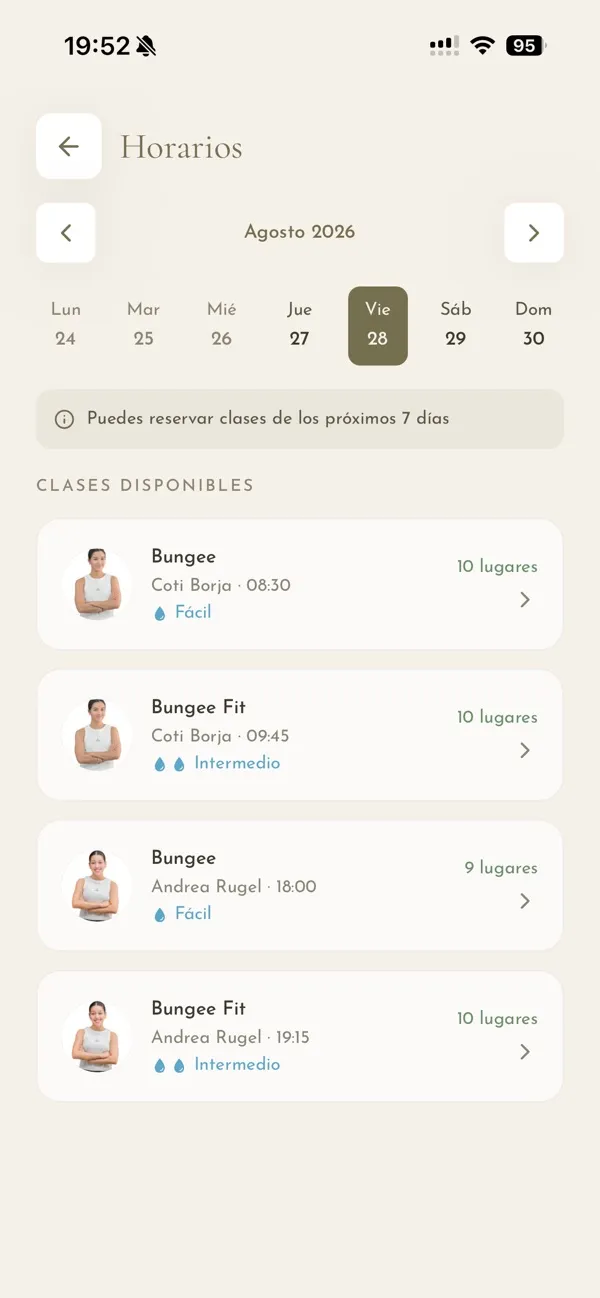 ONNA app: weekly class schedule